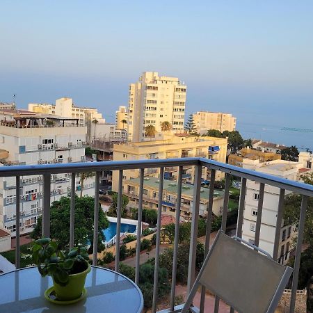 ベナルマデナPrecioso Alojamiento Con Piscinasアパートメント エクステリア 写真